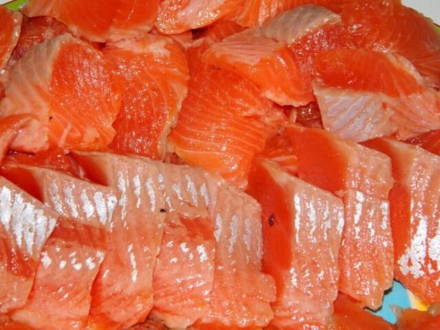 Рыба нежная как масло! Как вкусно засолить красную рыбу дома. Невероятный рецепт