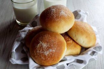 Булочки с маком воздушные